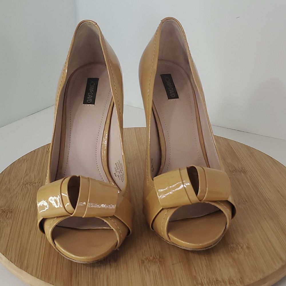 JOAN & DAVID daORLINA Patent Leather Stilettos Heels Pumps Camel Women's Size 8M